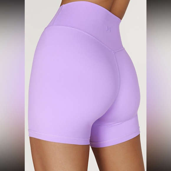 MESHKI Biker Shorts - Picture 5 of 5